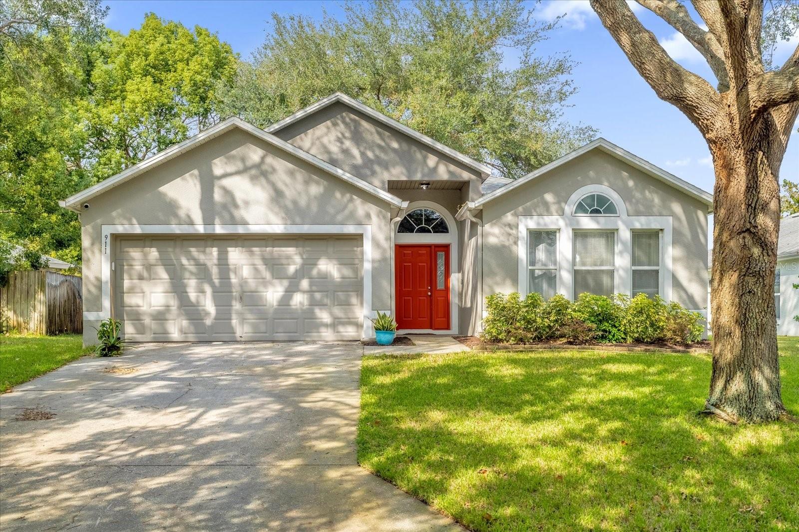 911 VASSAR DR, EUSTIS, FL, 32726