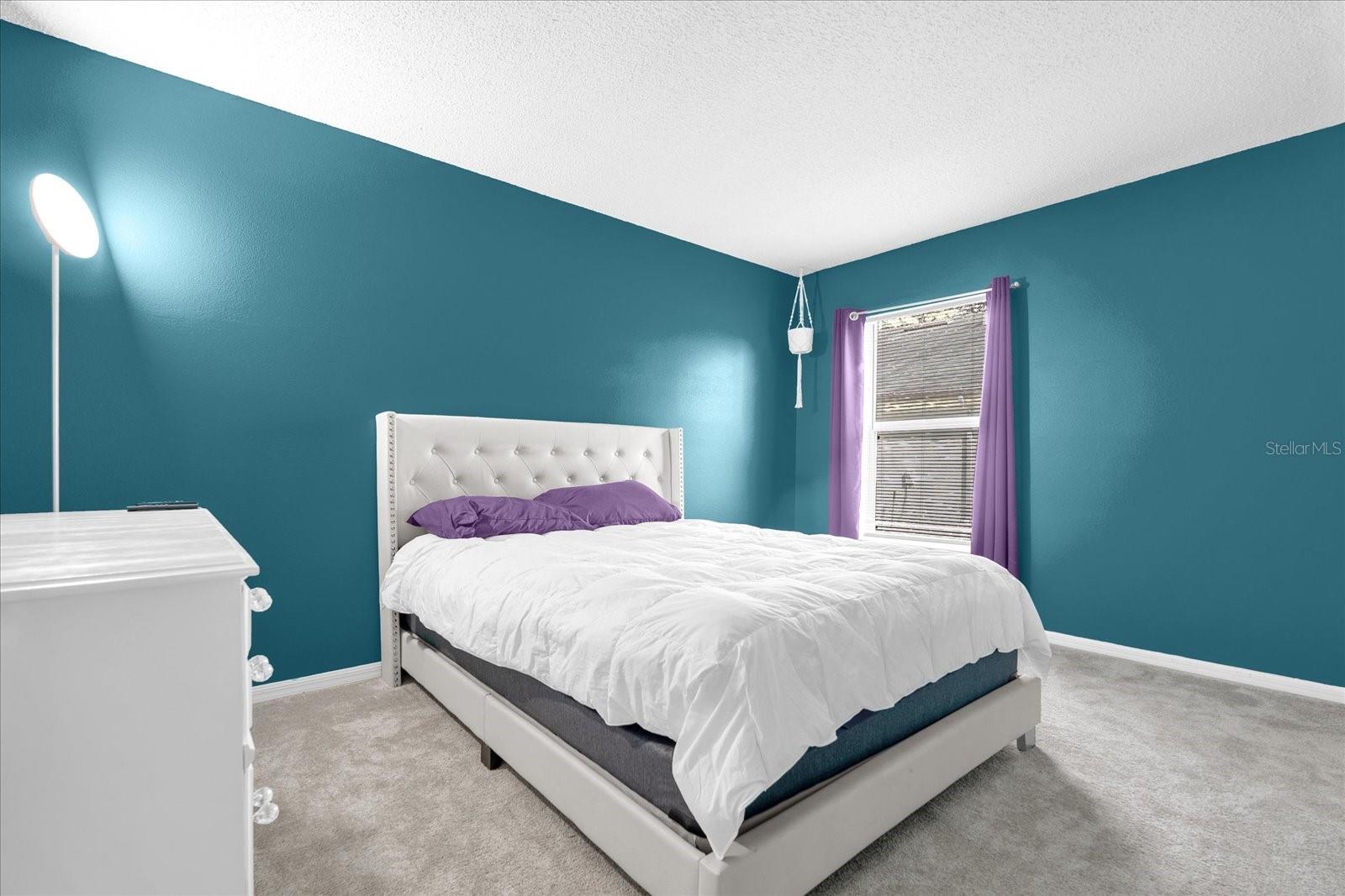 911 VASSAR DR, EUSTIS, FL, 32726