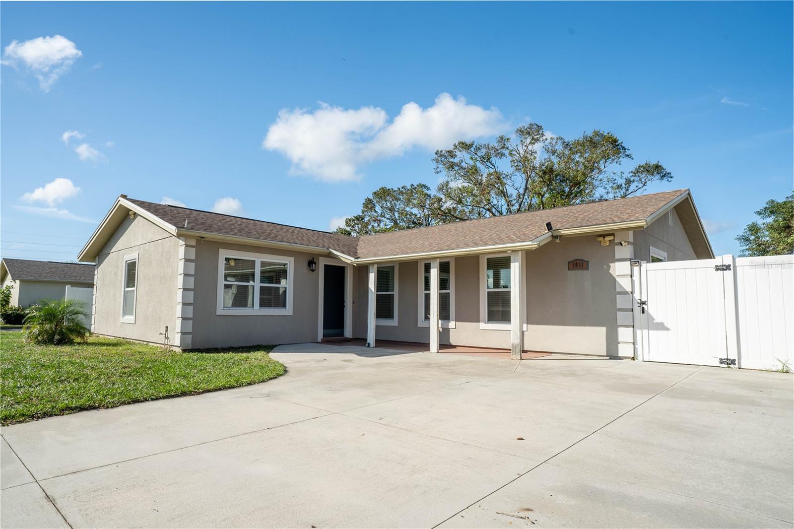 1811 N CONRAD AVE, SARASOTA, FL, 34234