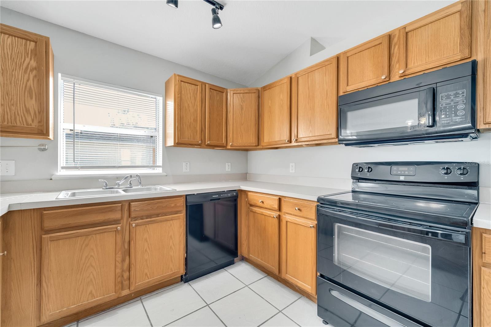 613 DELAWARE AVE, SAINT CLOUD, FL, 34769