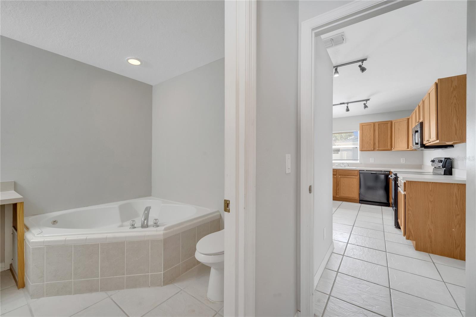 613 DELAWARE AVE, SAINT CLOUD, FL, 34769