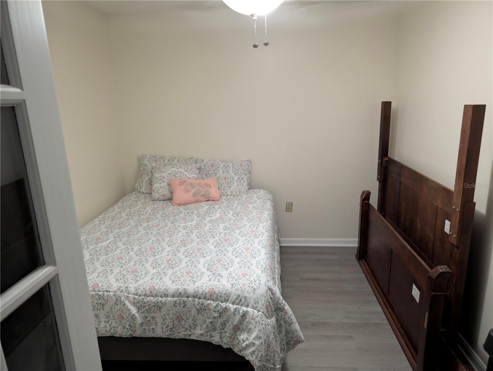 1301 REDWOOD CT, TAVARES, FL, 32778