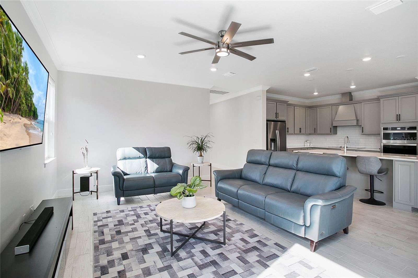 2000 SPRING SHOWER CIR, KISSIMMEE, FL, 34744