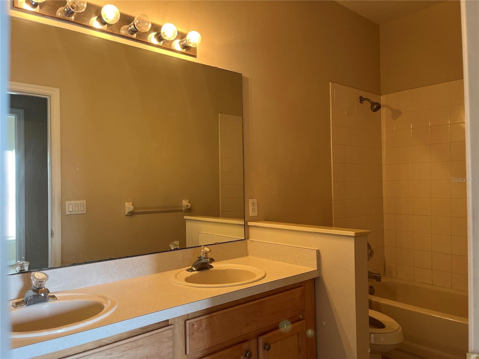 13638 GUILDHALL CIR, ORLANDO, FL, 32828