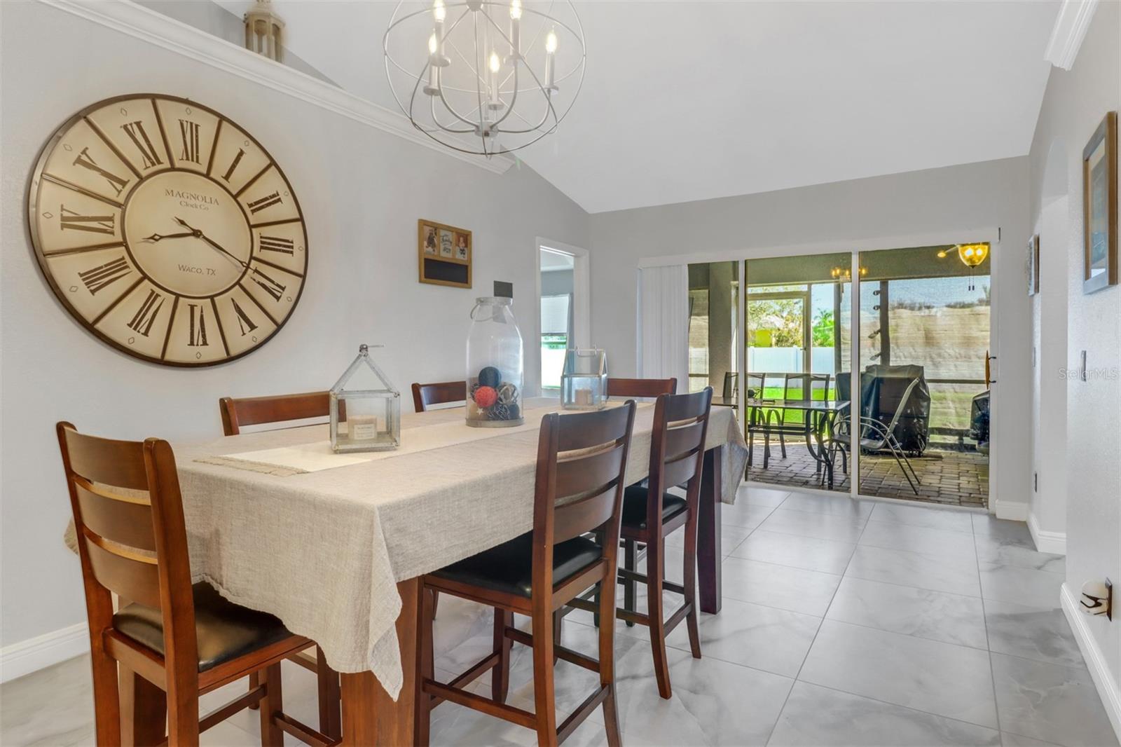 1009 SE 5TH AVE, CAPE CORAL, FL, 33990