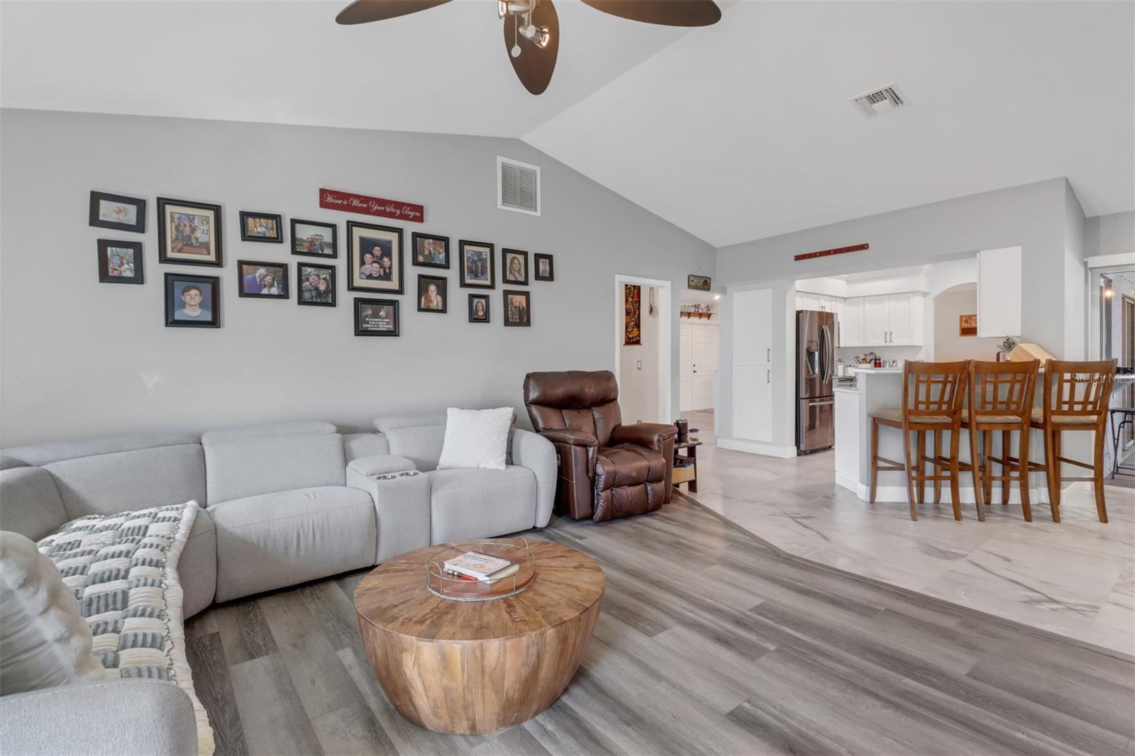 1009 SE 5TH AVE, CAPE CORAL, FL, 33990