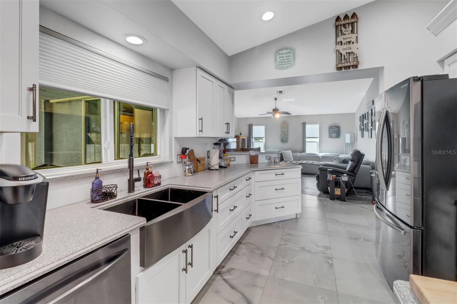 1009 SE 5TH AVE, CAPE CORAL, FL, 33990