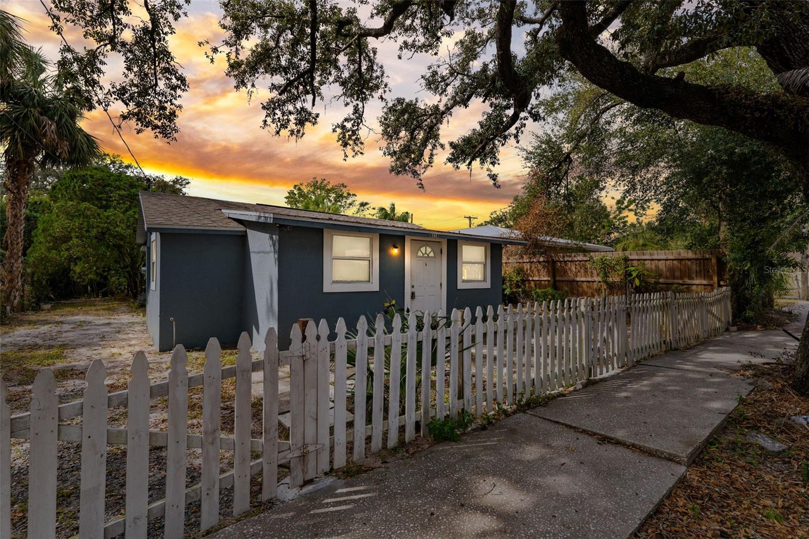 8318 N 14TH ST, TAMPA, FL, 33604