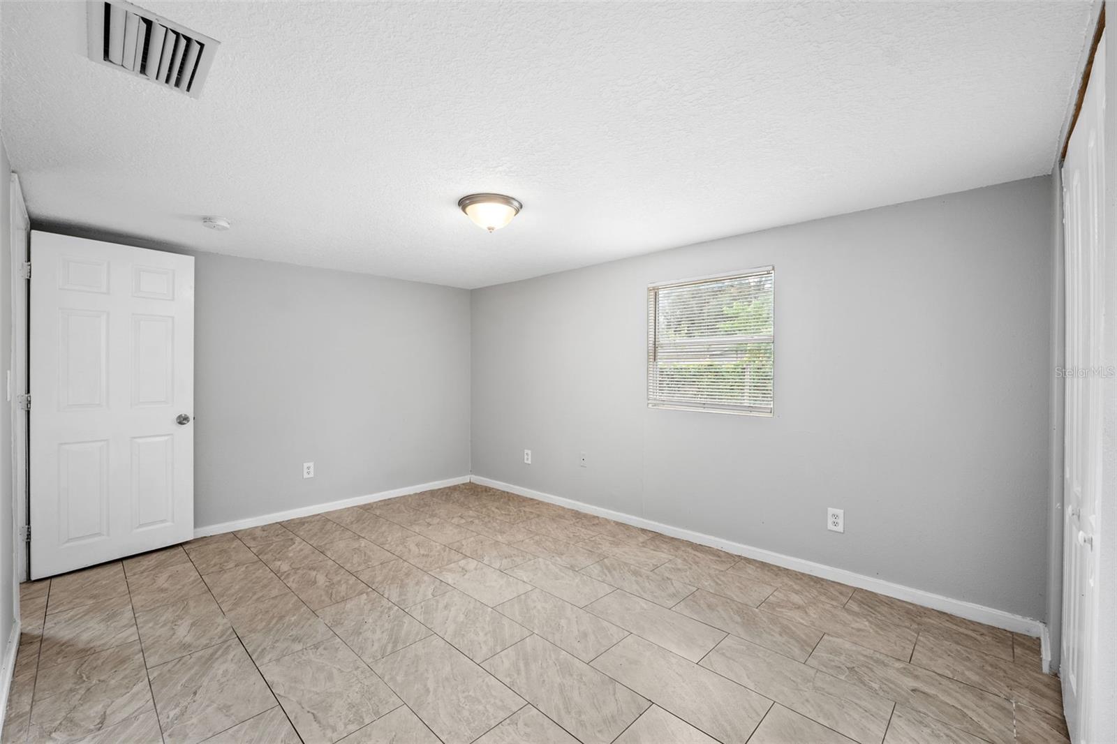 8318 N 14TH ST, TAMPA, FL, 33604