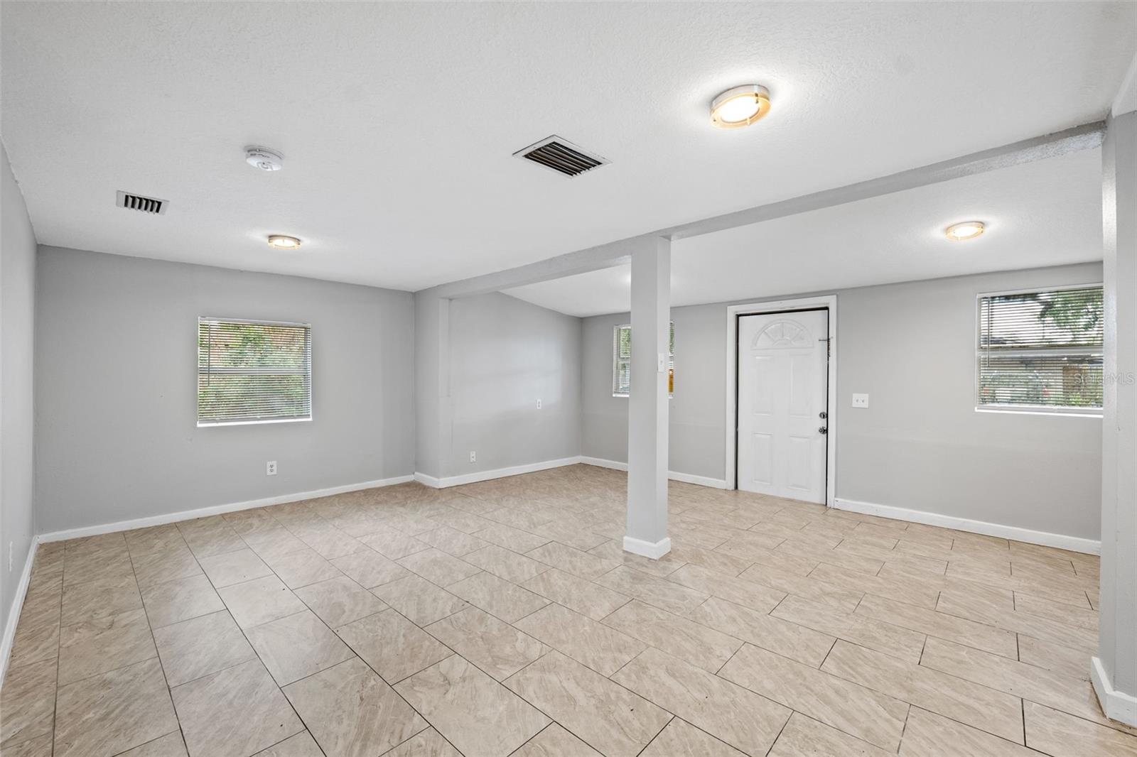8318 N 14TH ST, TAMPA, FL, 33604