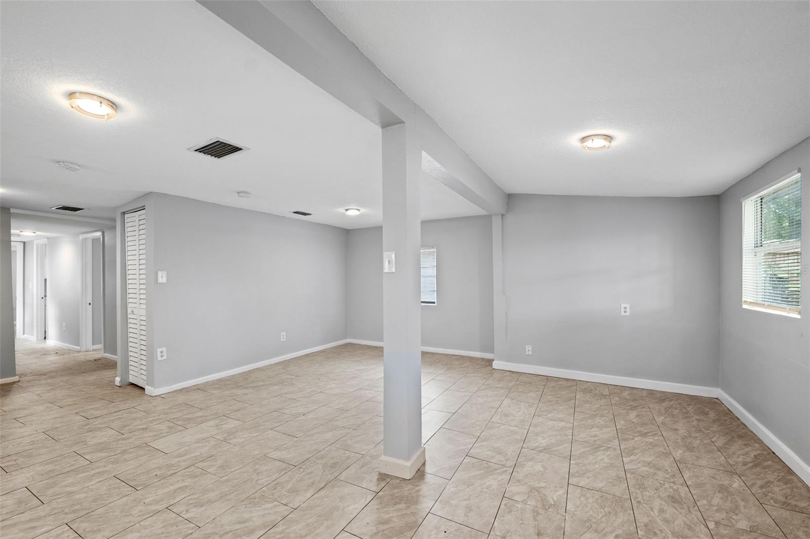 8318 N 14TH ST, TAMPA, FL, 33604