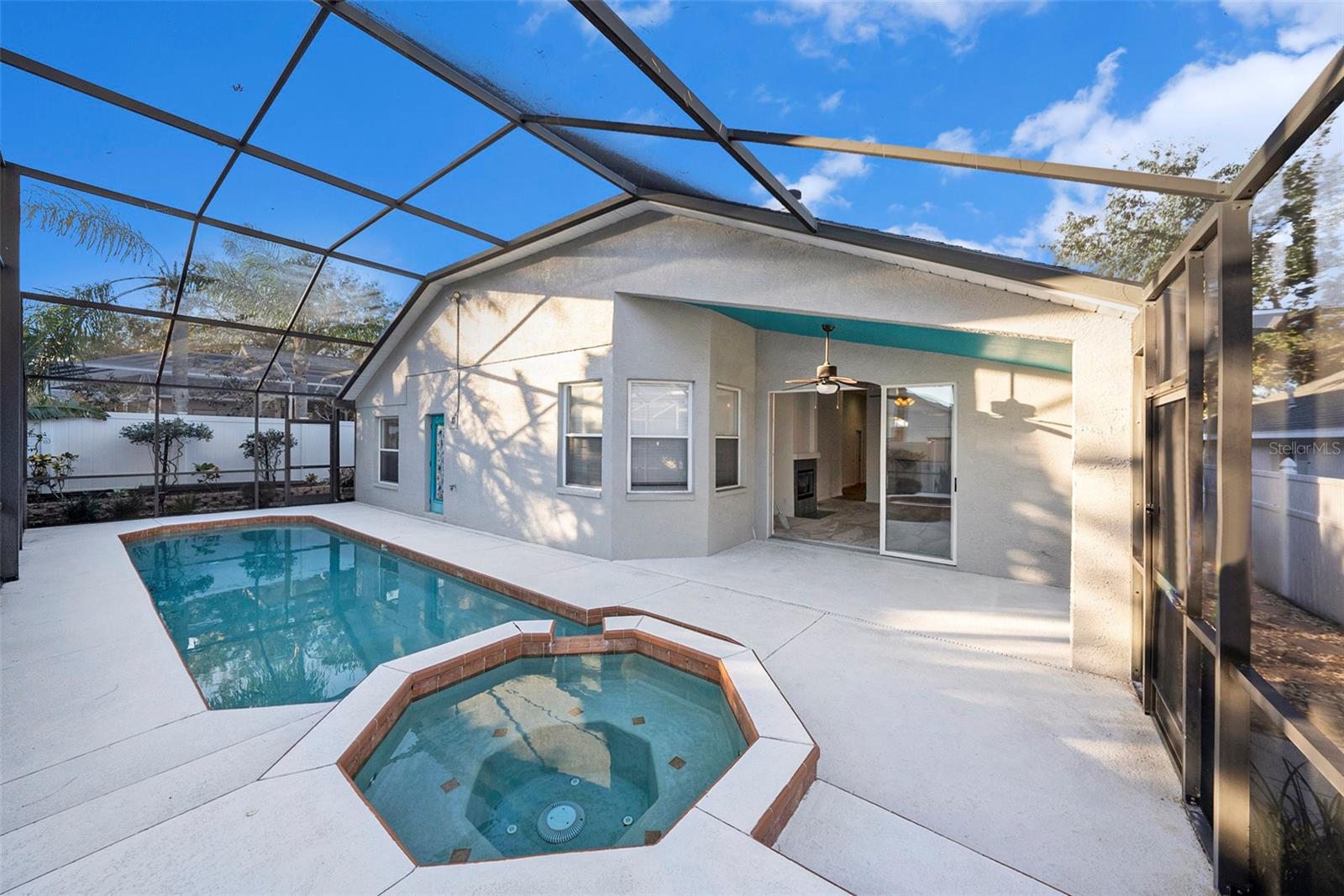 1210 PARADISE LAKE DR, TARPON SPRINGS, FL, 34689