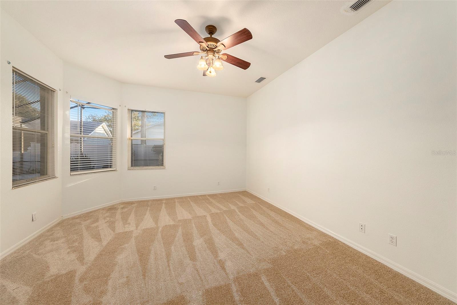 1210 PARADISE LAKE DR, TARPON SPRINGS, FL, 34689