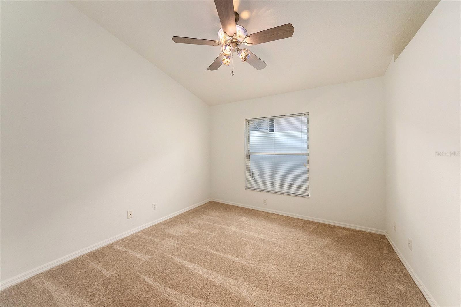 1210 PARADISE LAKE DR, TARPON SPRINGS, FL, 34689