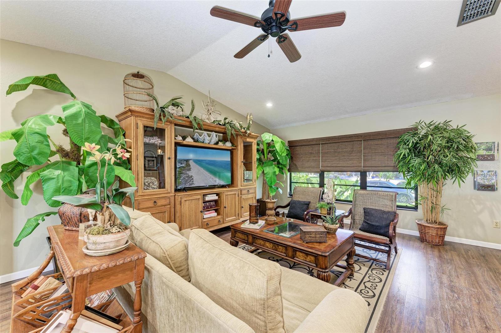 376 PORTOFINO DR, PUNTA GORDA, FL, 33950