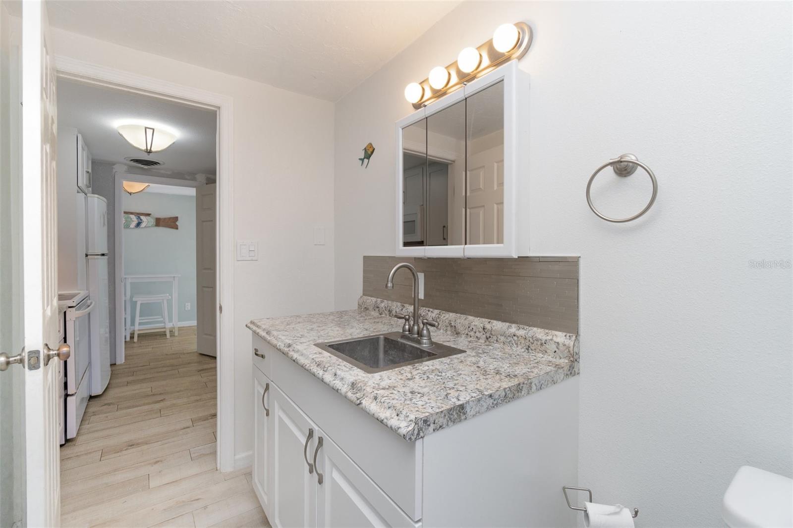 425 TREASURE RD, VENICE, FL, 34293