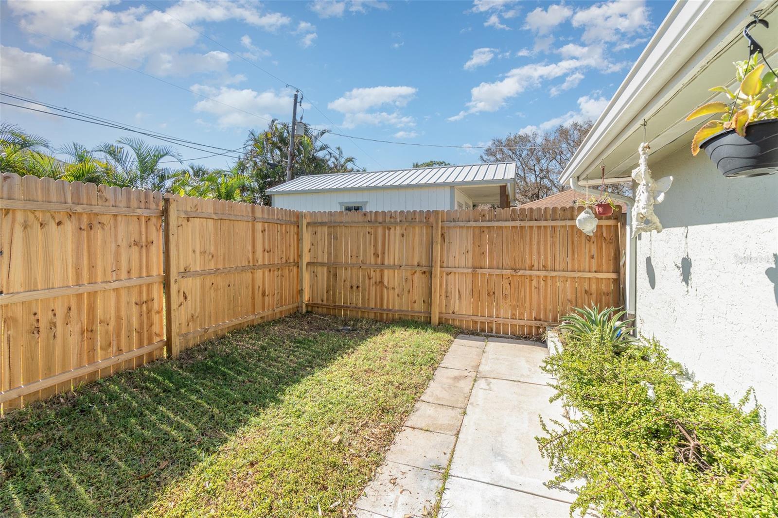 425 TREASURE RD, VENICE, FL, 34293