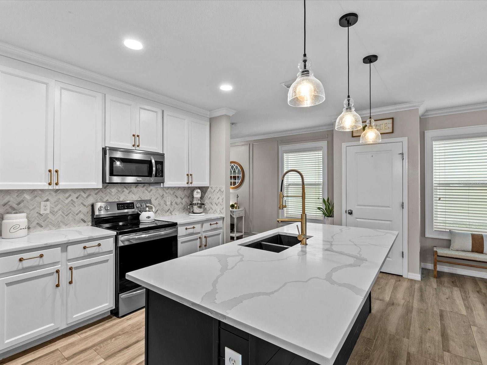 7672 TUSCAN BAY CIR, WESLEY CHAPEL, FL, 33545