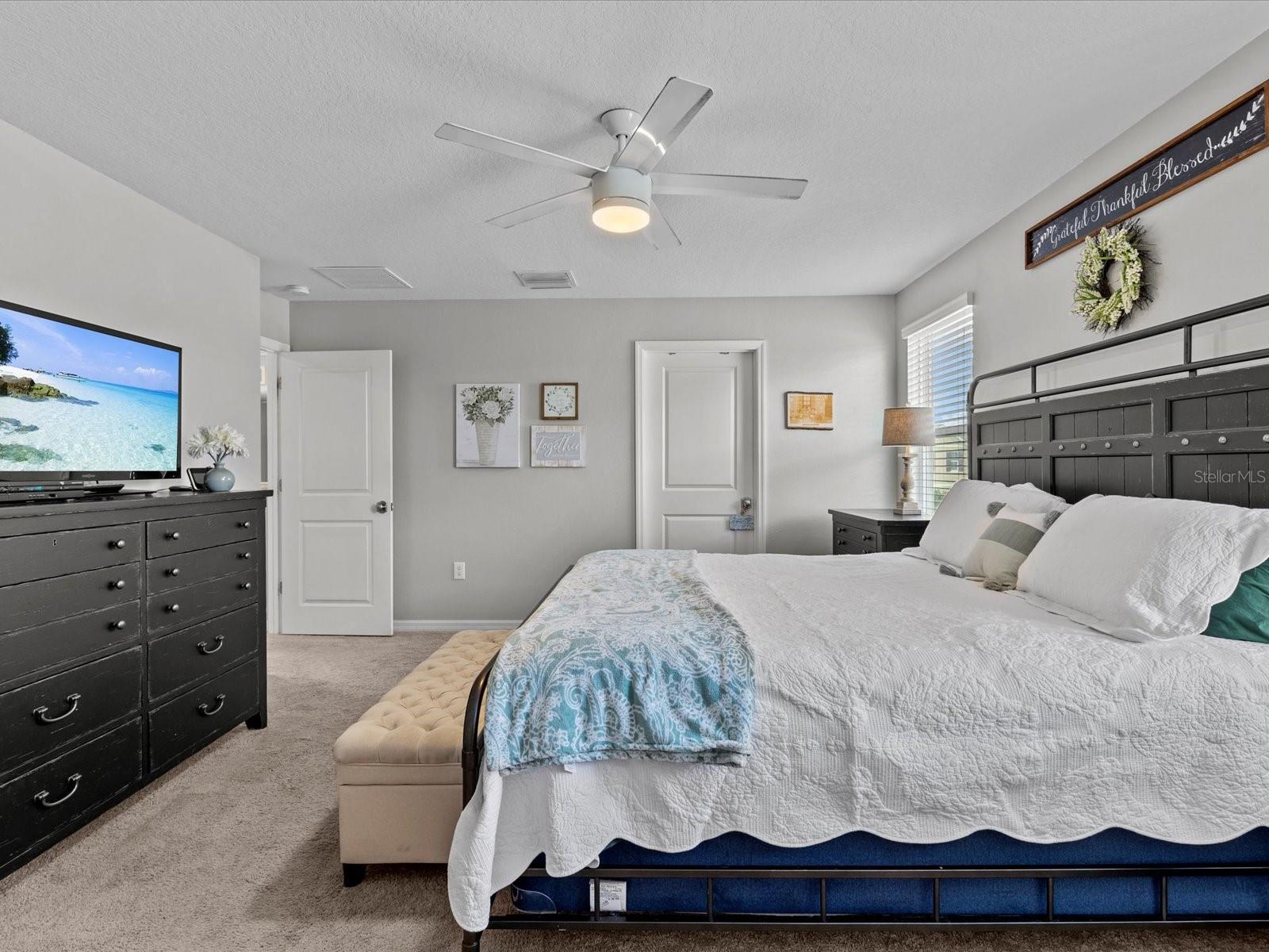 7672 TUSCAN BAY CIR, WESLEY CHAPEL, FL, 33545