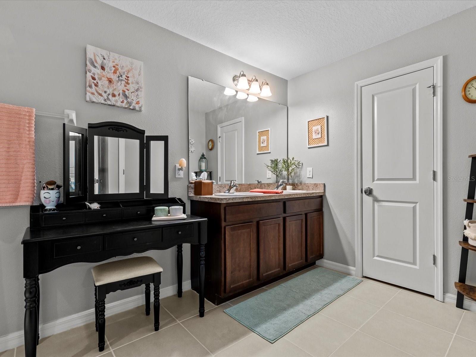 7672 TUSCAN BAY CIR, WESLEY CHAPEL, FL, 33545