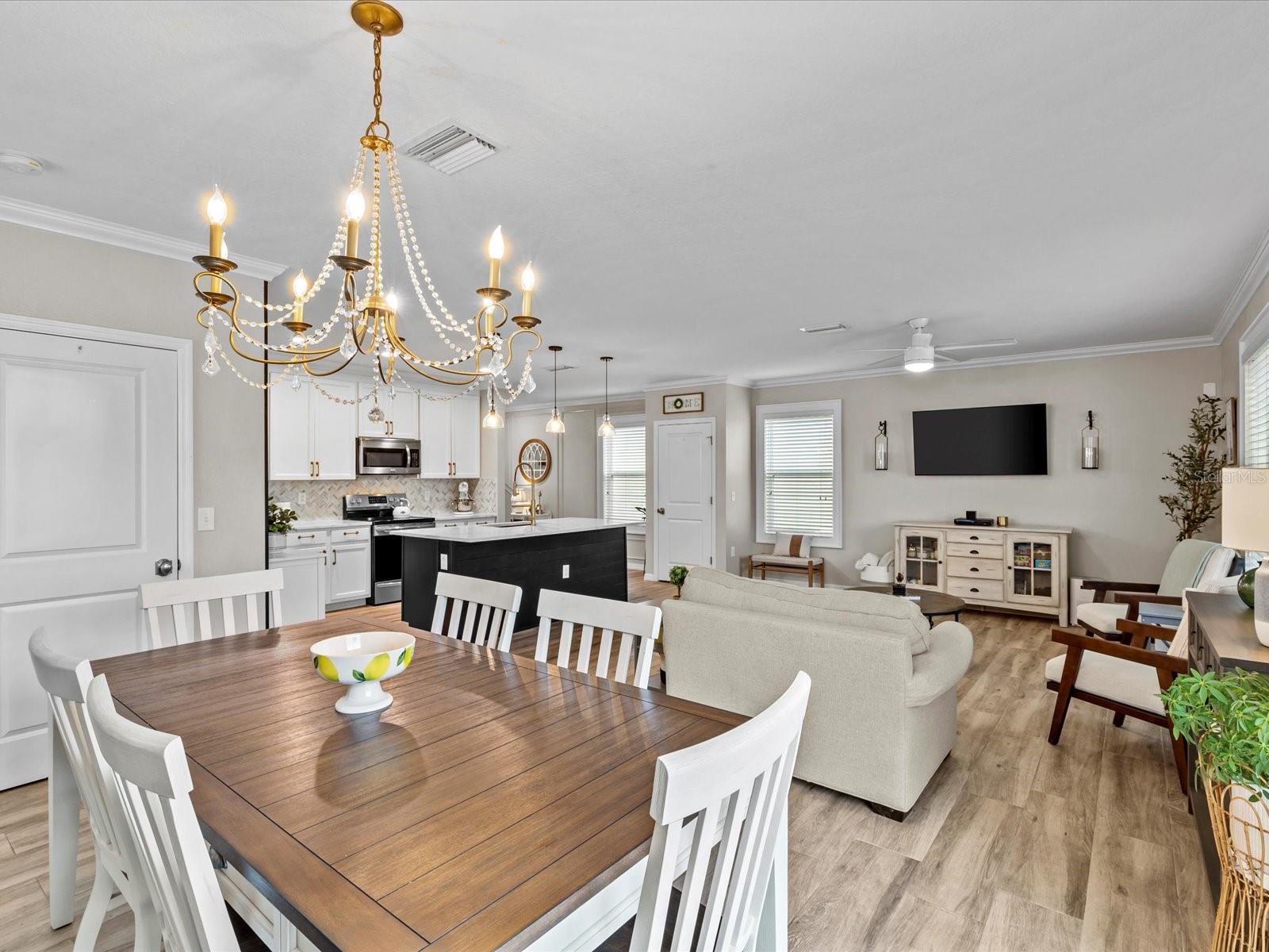 7672 TUSCAN BAY CIR, WESLEY CHAPEL, FL, 33545