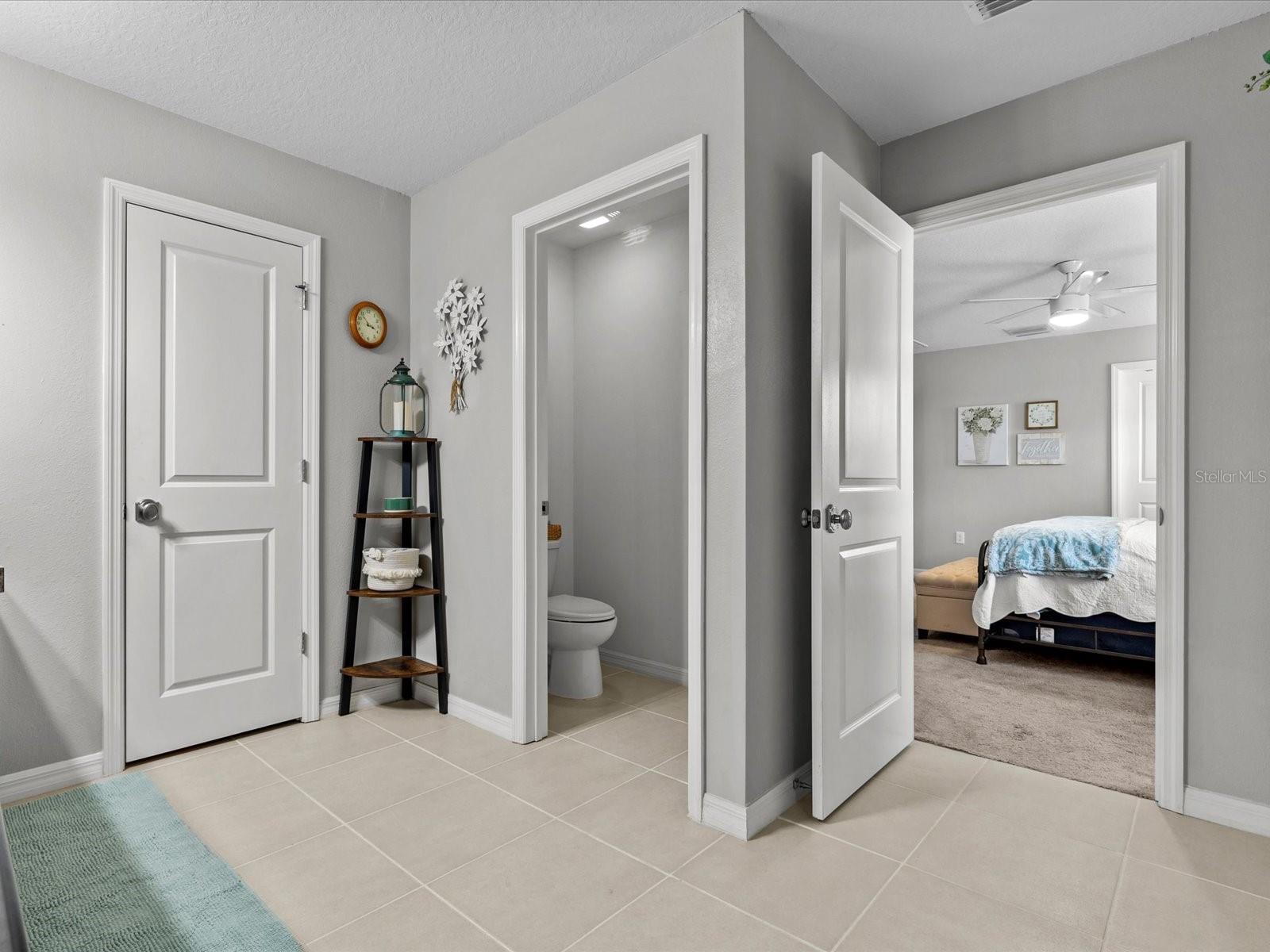 7672 TUSCAN BAY CIR, WESLEY CHAPEL, FL, 33545