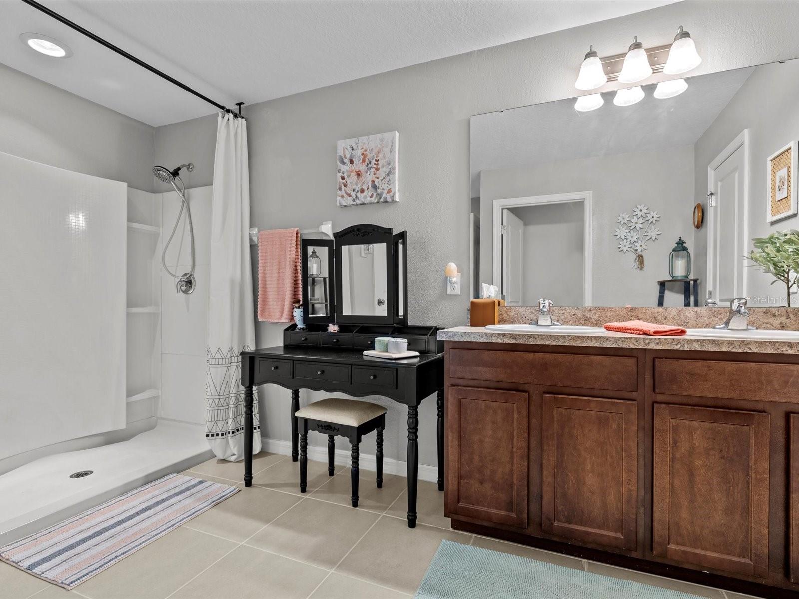 7672 TUSCAN BAY CIR, WESLEY CHAPEL, FL, 33545