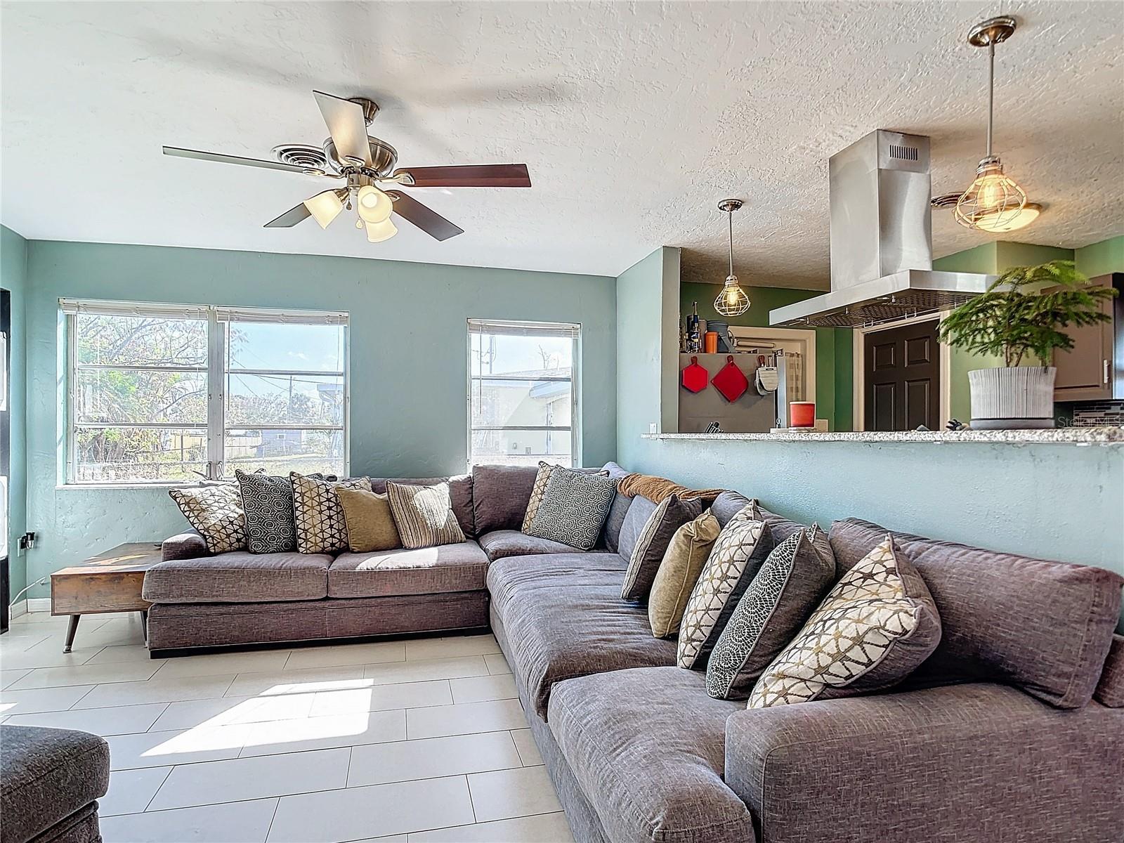 21524 EDGEWATER DR, PORT CHARLOTTE, FL, 33952