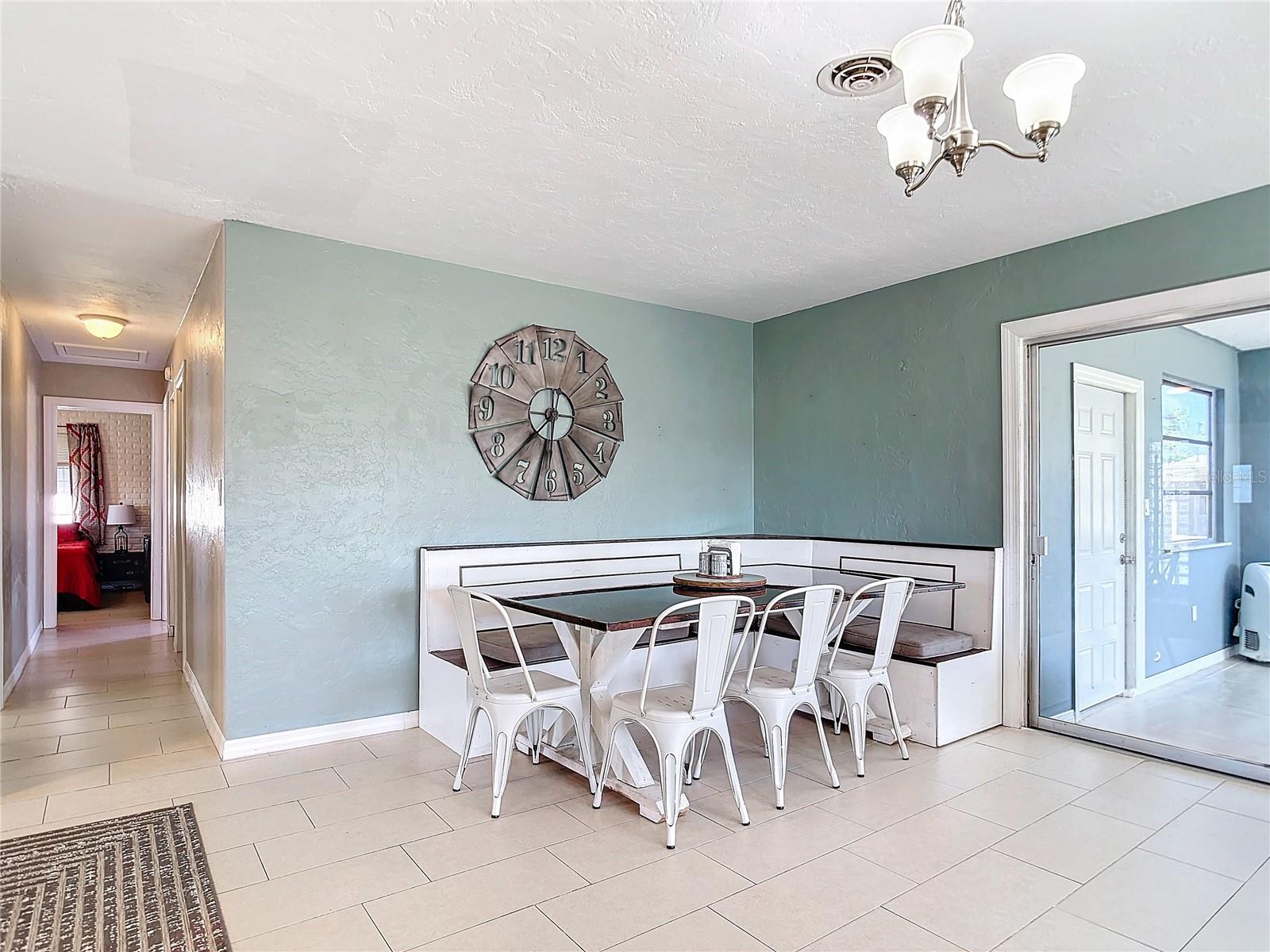 21524 EDGEWATER DR, PORT CHARLOTTE, FL, 33952