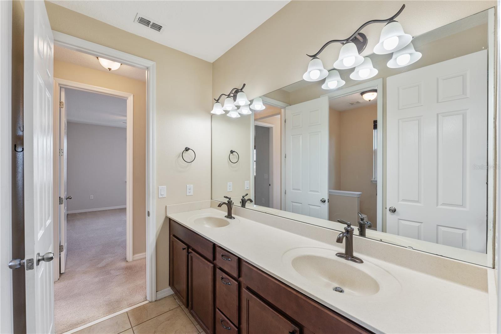 8565 TALLFIELD AVE, ORLANDO, FL, 32832