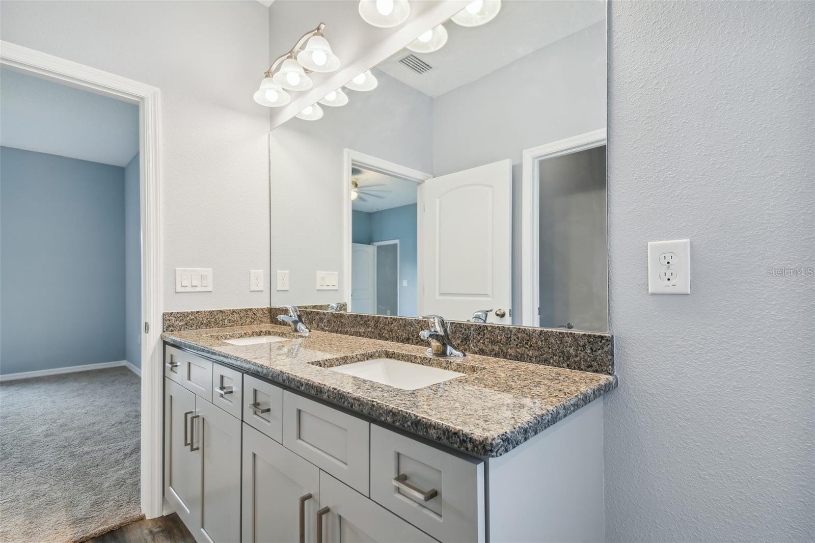 5575 N 113TH ST, SEMINOLE, FL, 33772