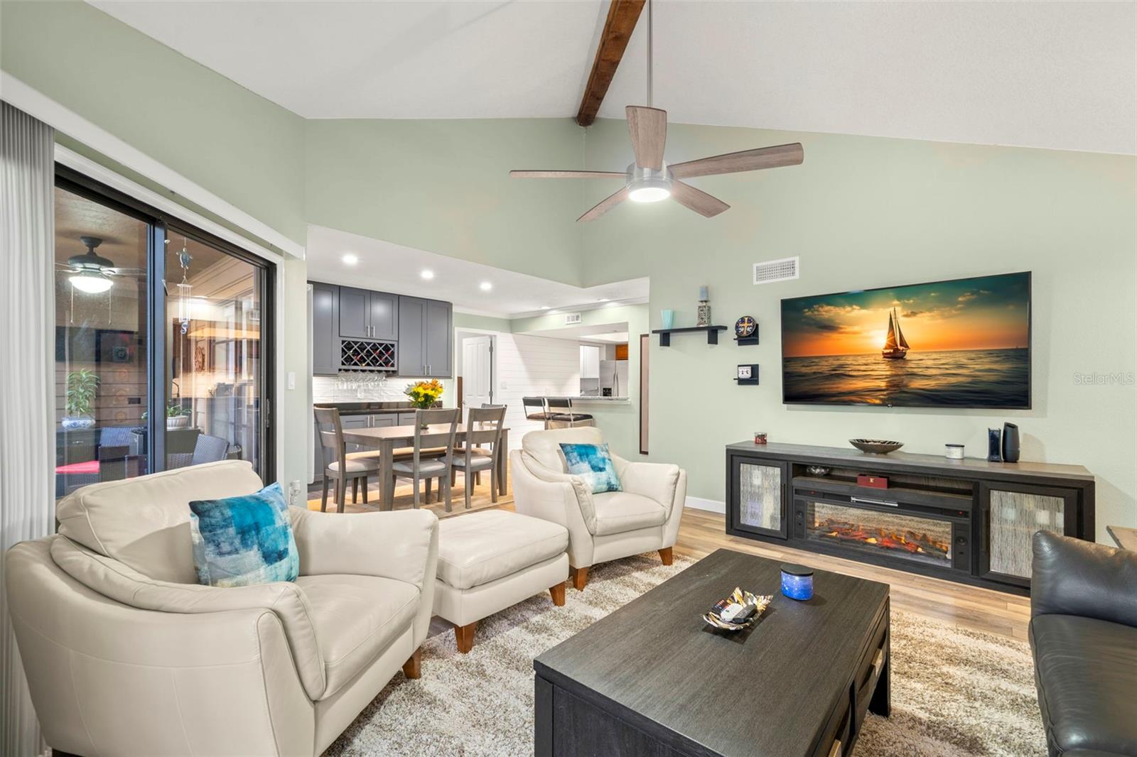 104 CYPRESS POND RD, PALM HARBOR, FL, 34683