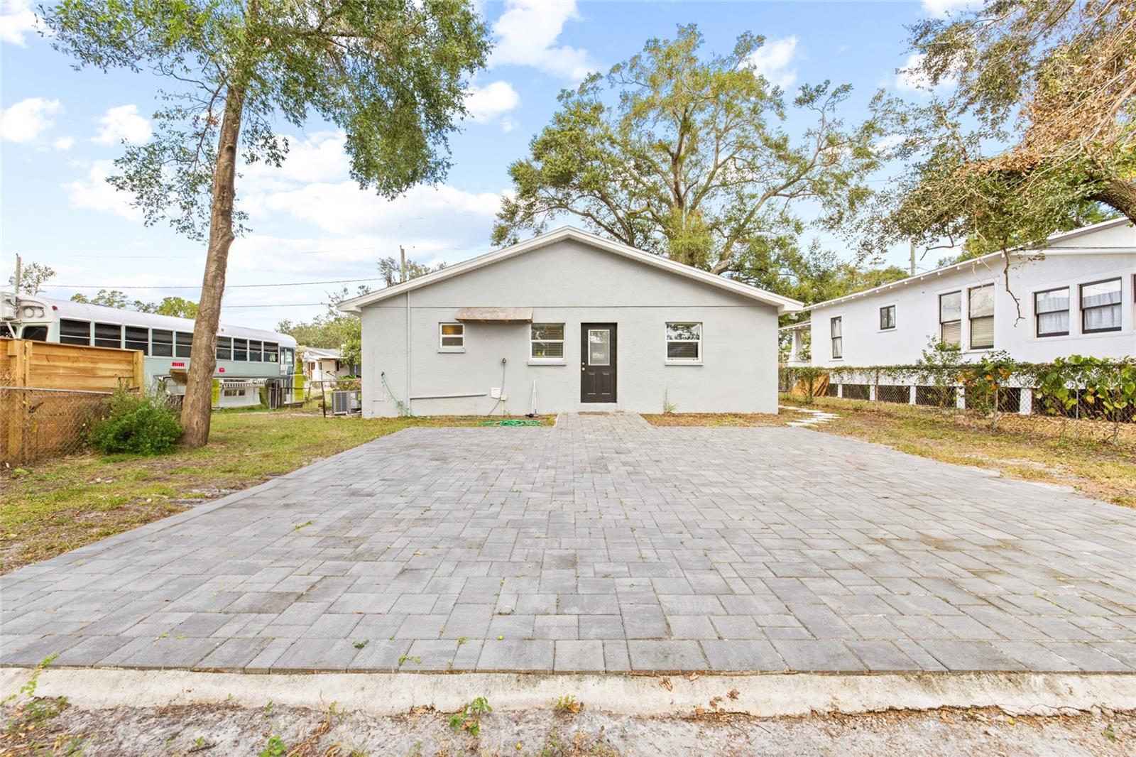 118 W FERN ST, TAMPA, FL, 33604