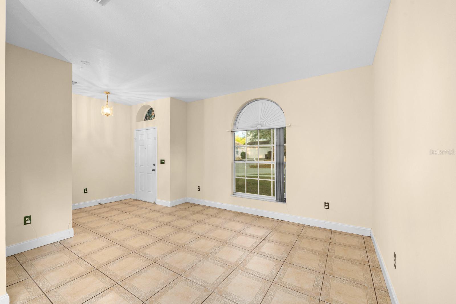 715 GRAND CANYON DR, VALRICO, FL, 33594