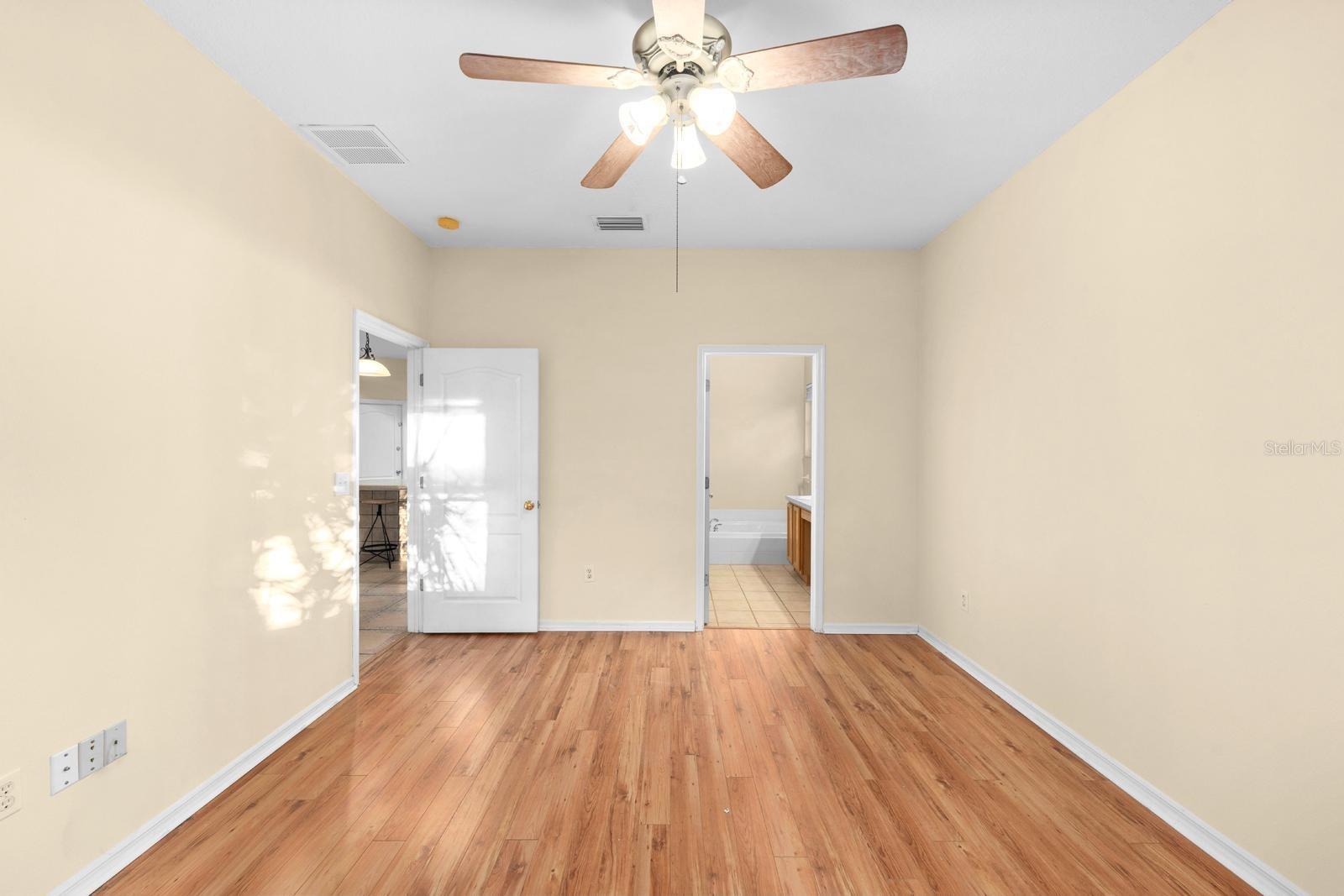 715 GRAND CANYON DR, VALRICO, FL, 33594