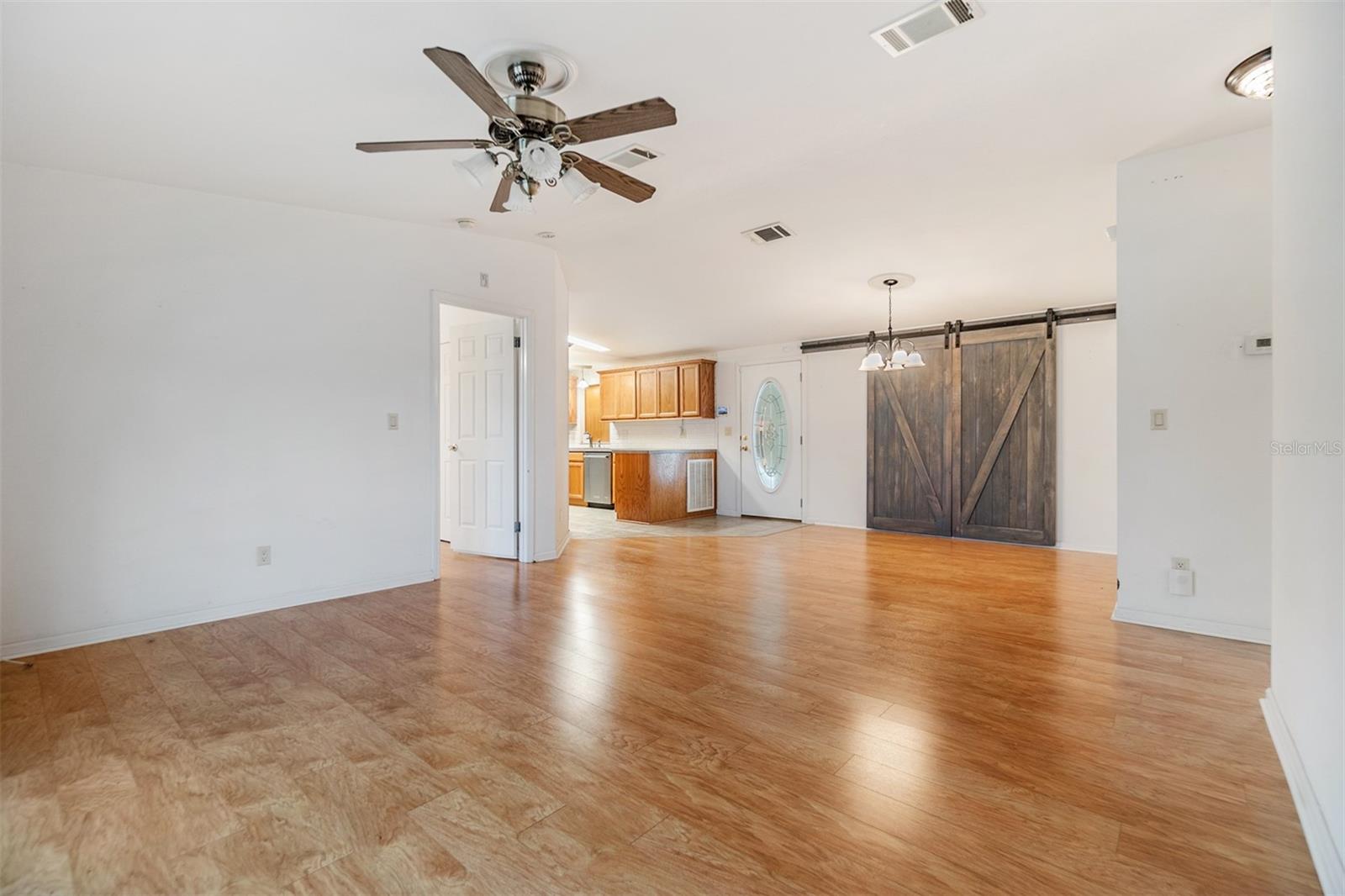 37449 GILL AVE, ZEPHYRHILLS, FL, 33541