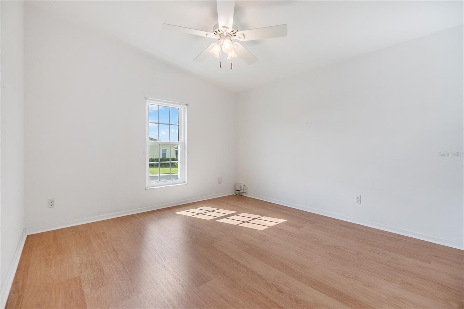 37449 GILL AVE, ZEPHYRHILLS, FL, 33541