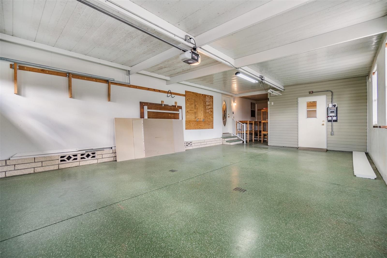 37449 GILL AVE, ZEPHYRHILLS, FL, 33541