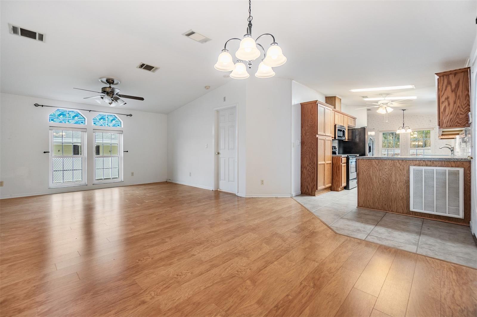 37449 GILL AVE, ZEPHYRHILLS, FL, 33541