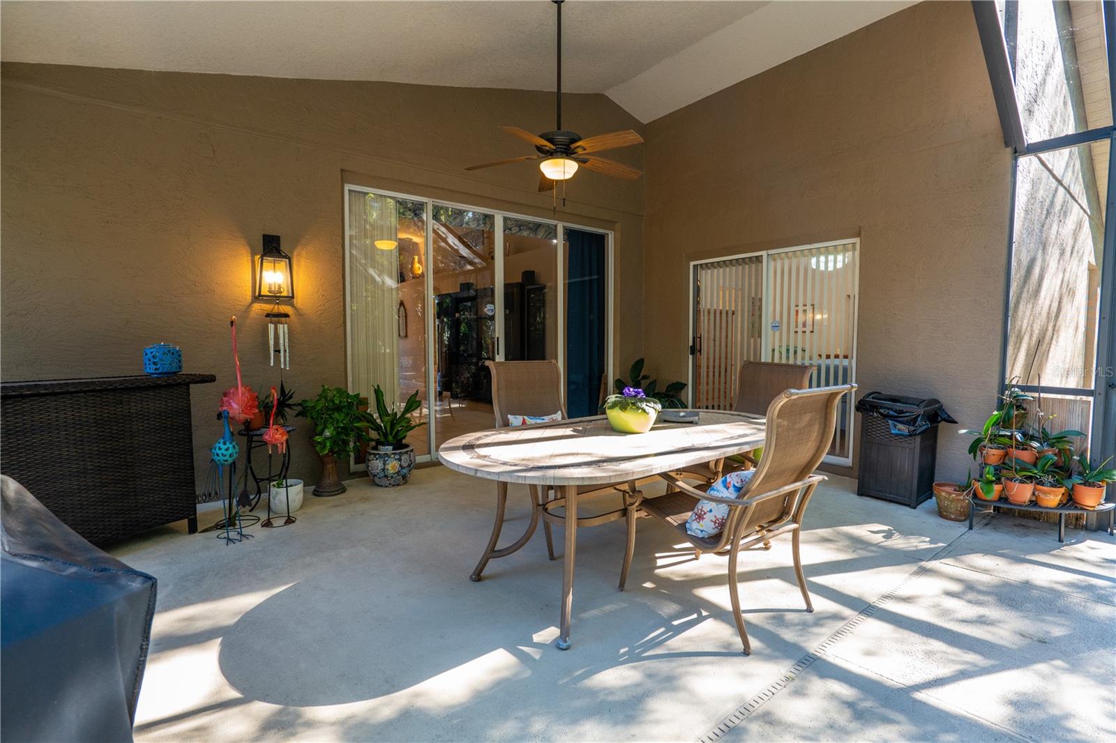 1042 WINDING WATERS CIR, WINTER SPRINGS, FL, 32708