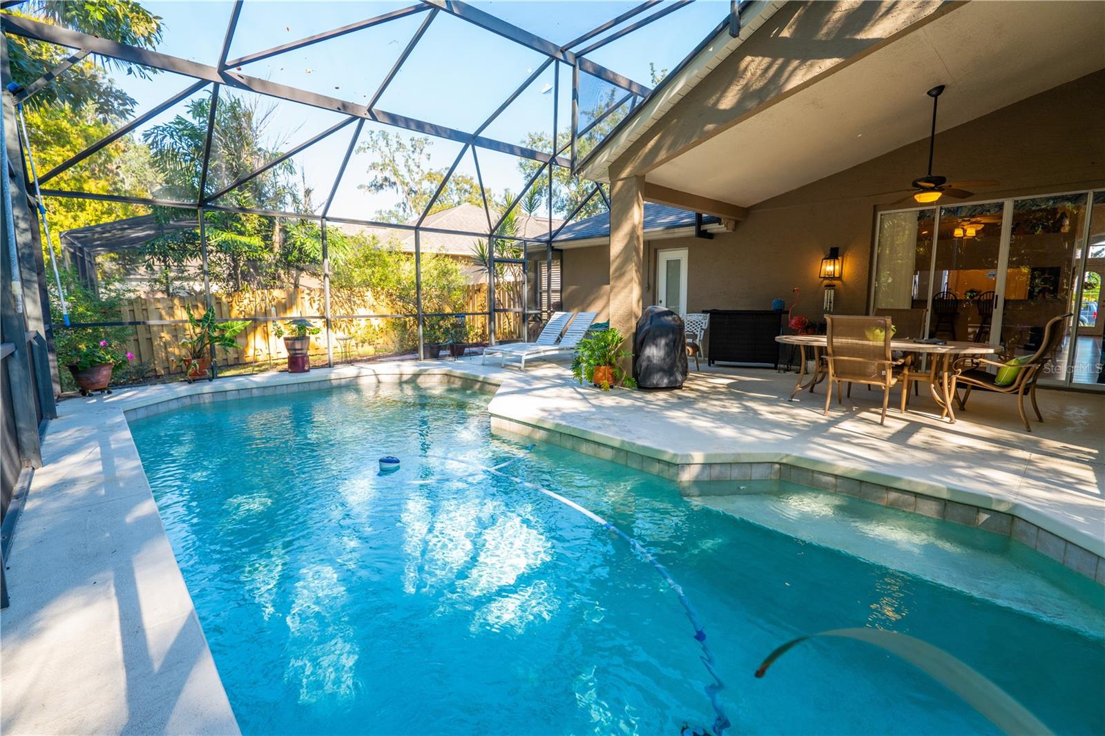 1042 WINDING WATERS CIR, WINTER SPRINGS, FL, 32708