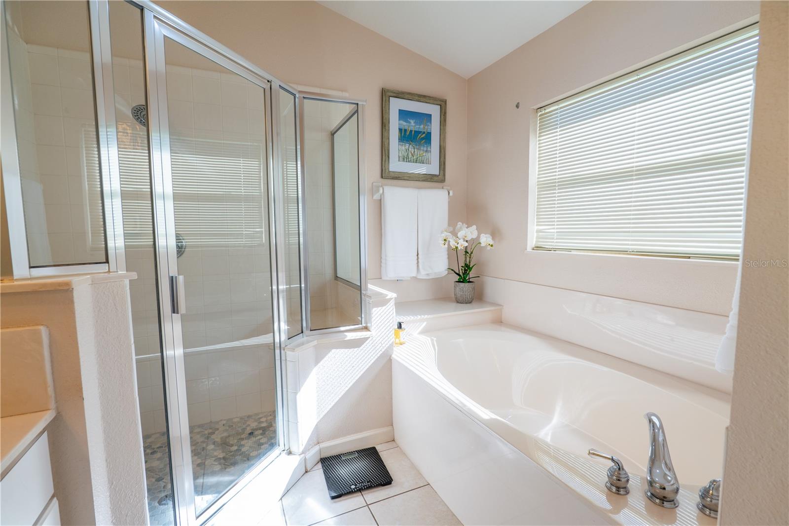1042 WINDING WATERS CIR, WINTER SPRINGS, FL, 32708