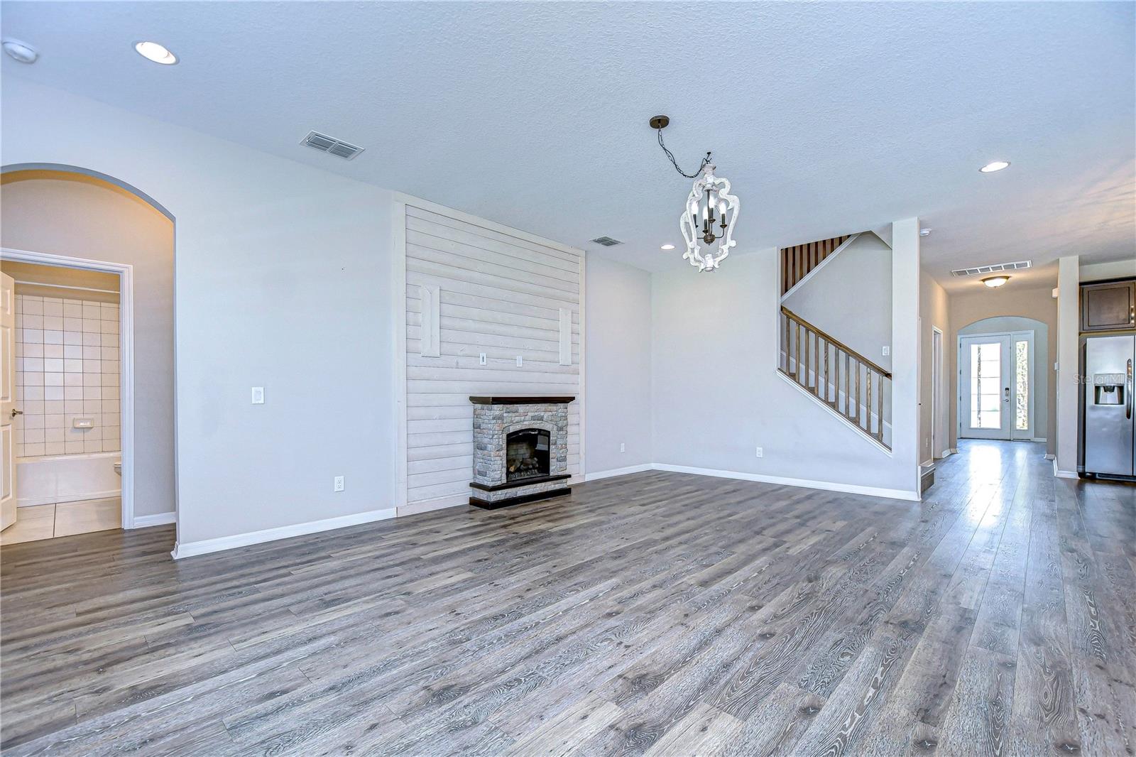 10330 STALLION FIELDS WAY, TAMPA, FL, 33647
