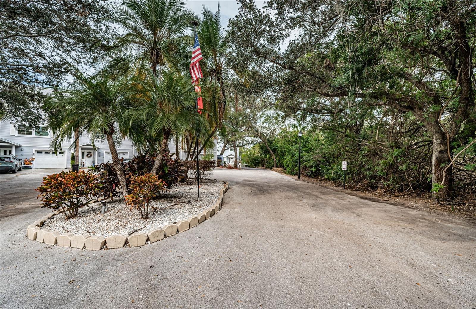578 RYANS WOODS LN, PALM HARBOR, FL, 34683