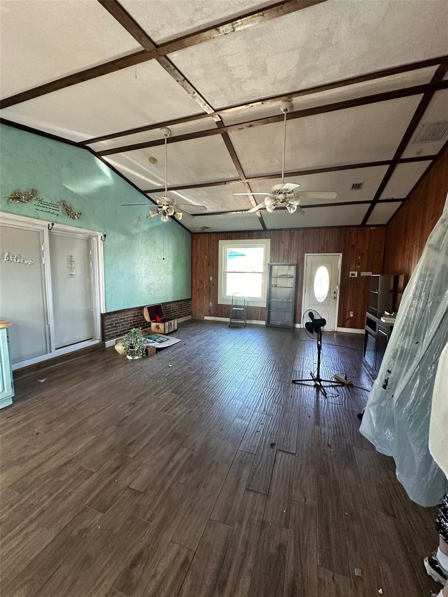 768 MANSFIELD RD, TAVARES, FL, 32778