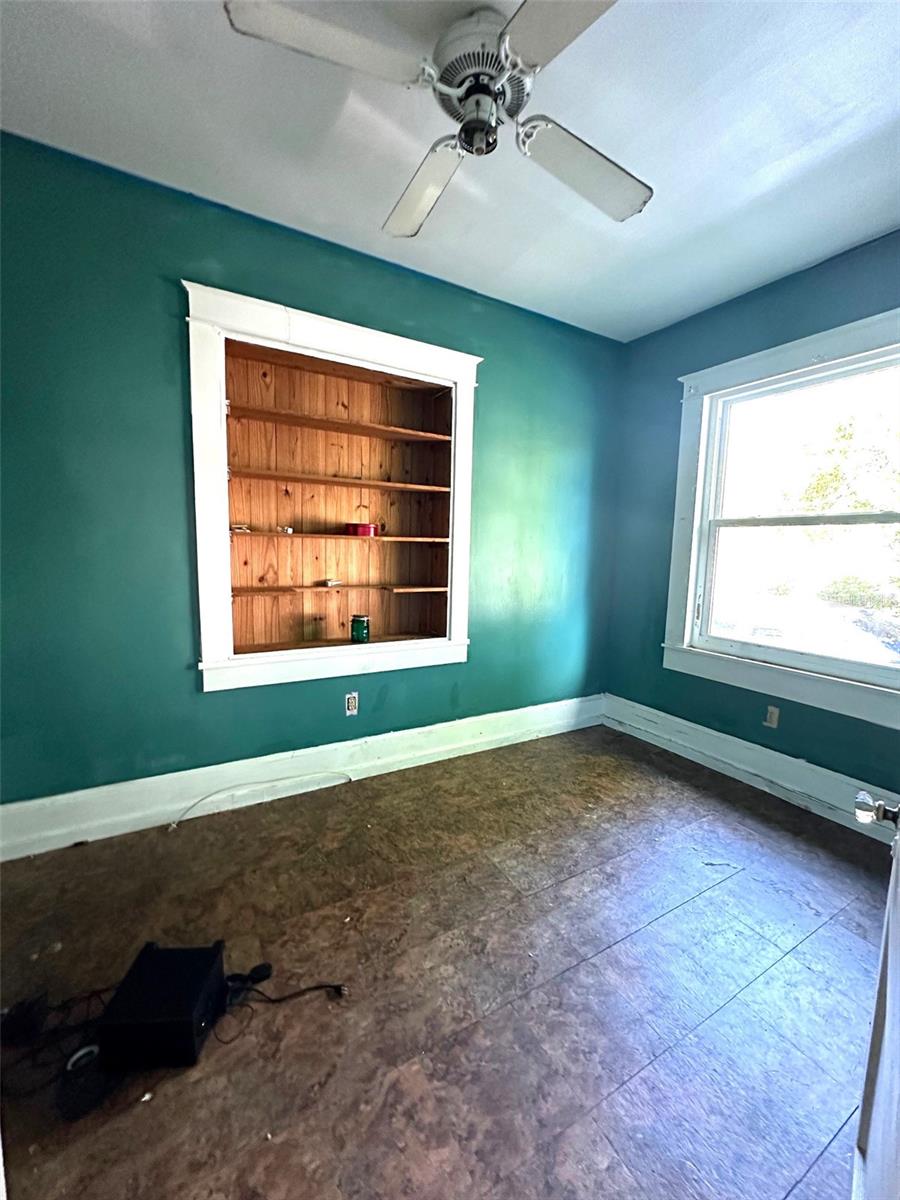 768 MANSFIELD RD, TAVARES, FL, 32778