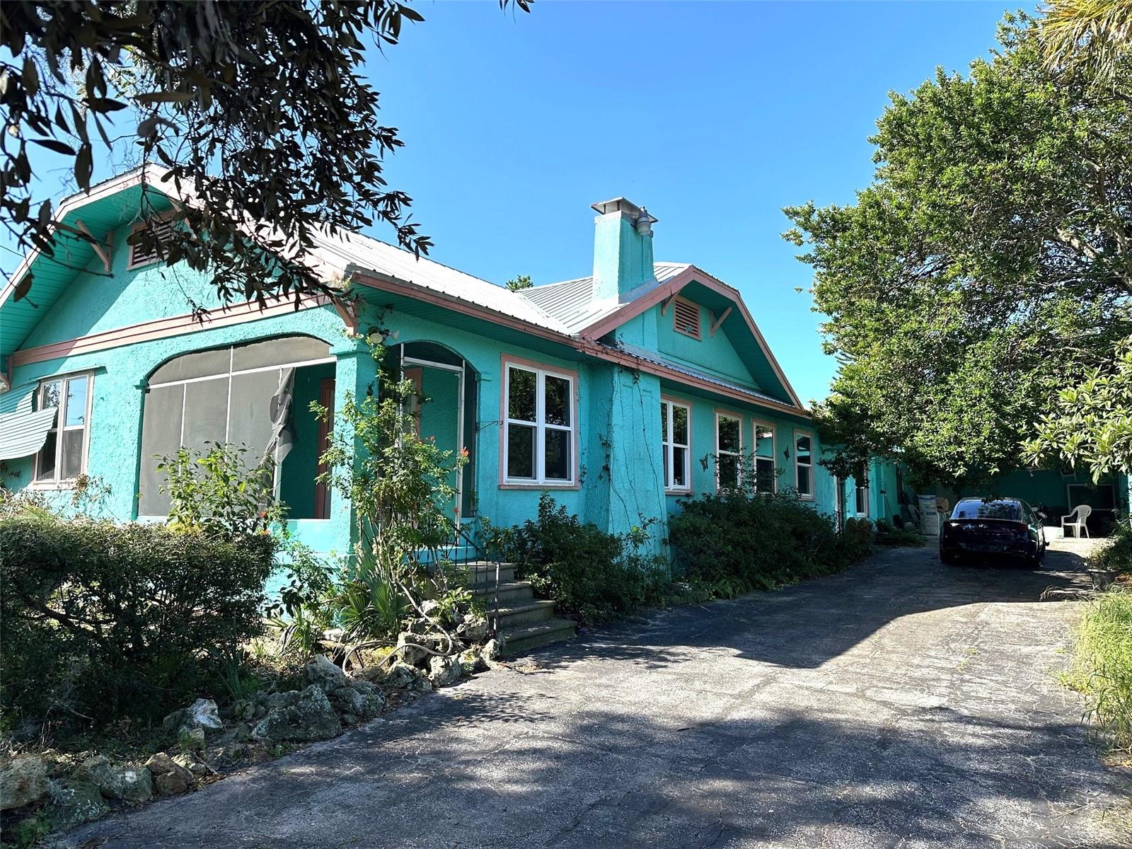 768 MANSFIELD RD, TAVARES, FL, 32778
