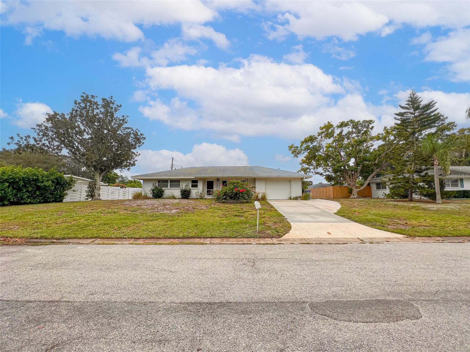 2442 HIBISCUS ST, SARASOTA, FL, 34239
