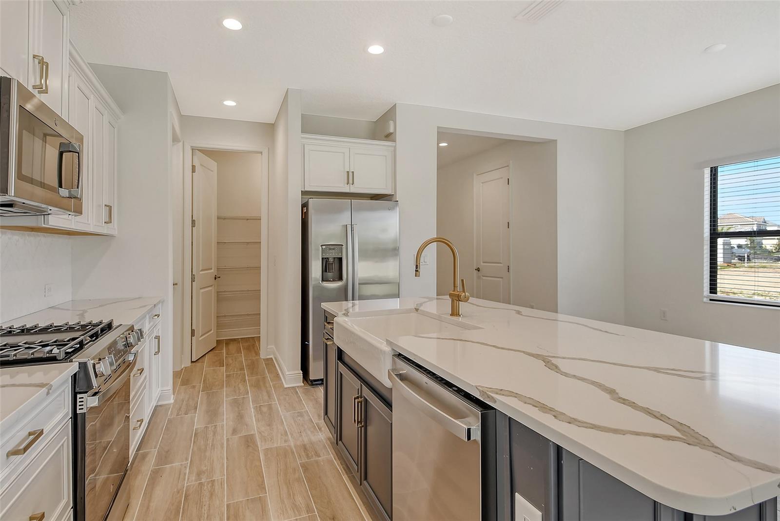 2612 STAR APPLE WAY, SARASOTA, FL, 34240