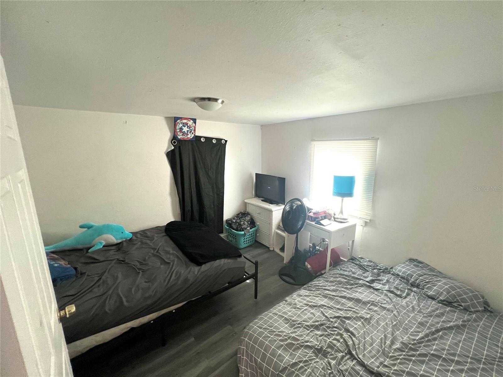 7 N CHRISTIANA AVE, APOPKA, FL, 32703